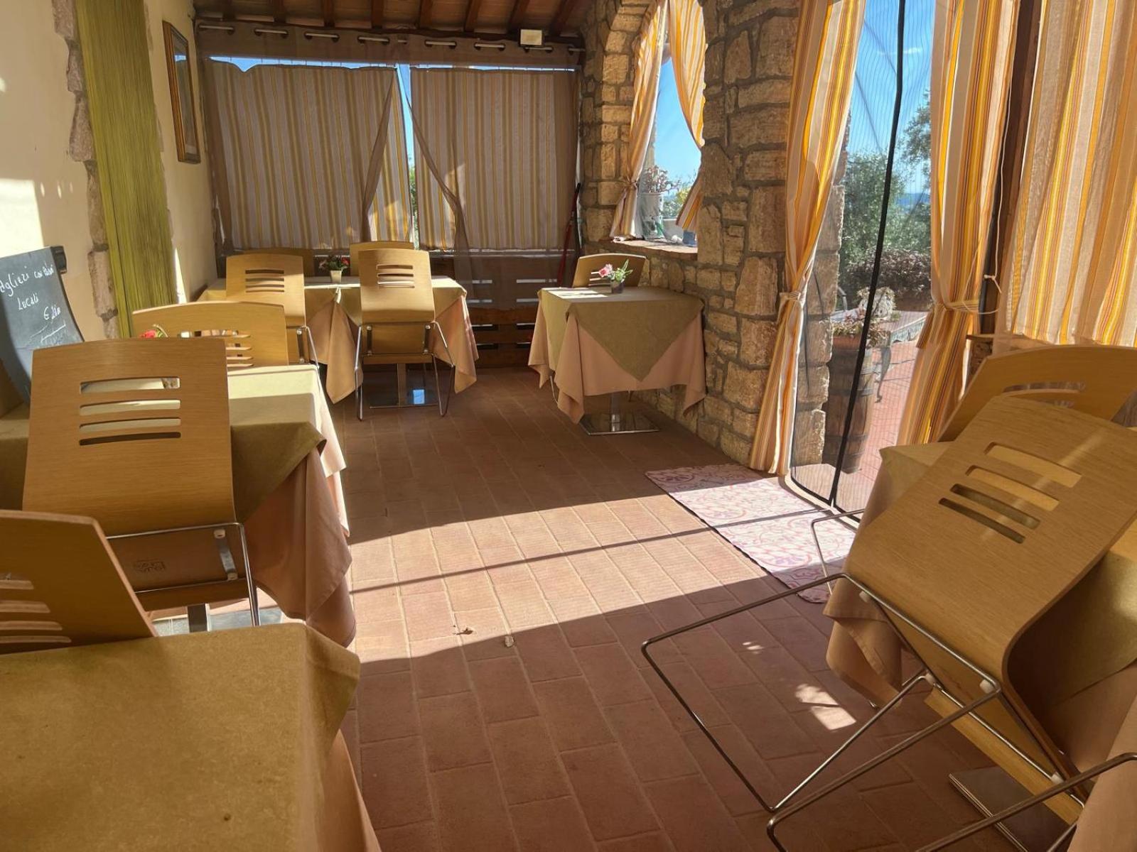 Agriturismo La Castellina ซาตูร์เนีย ภายนอก รูปภาพ